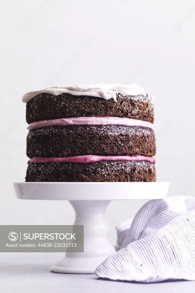 Pink ombre layer cake