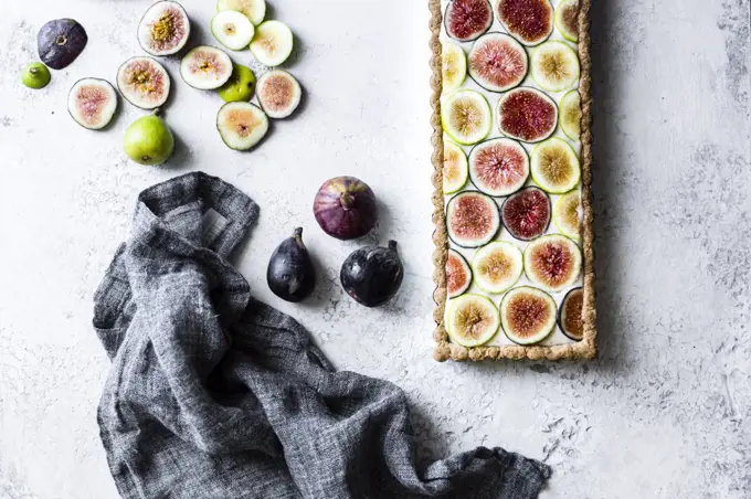 Vegan gluten-free fig tart