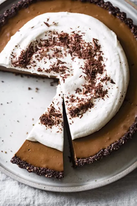 Raw Vegan Chocolate Cream Tart