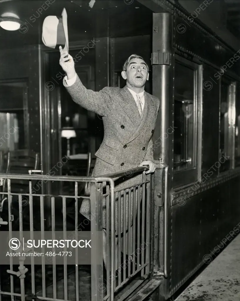 Eddie Cantor aboard Century before leaving for California to appear in his newest picture, ""The Treasure Hunt""