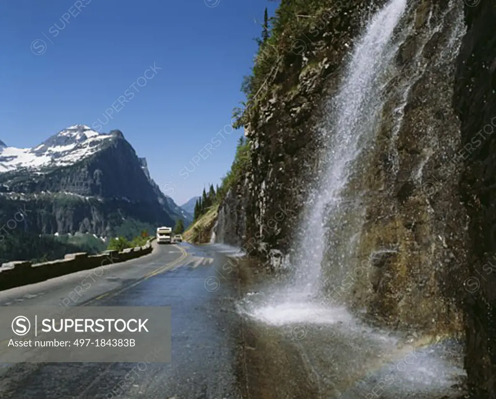 Weeping Wall Going-to-the-sun-road Waterton-Glacier International Peace Park Montana, USA