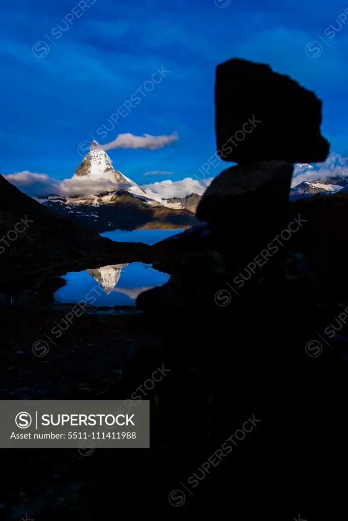 Lake Riffelsee, Mountain Matterhorn, Monte Cervino, Mont Cervin, 4.478 m, Rotenboden, Pennine Alps, Zermatt, Valais, Switzerland