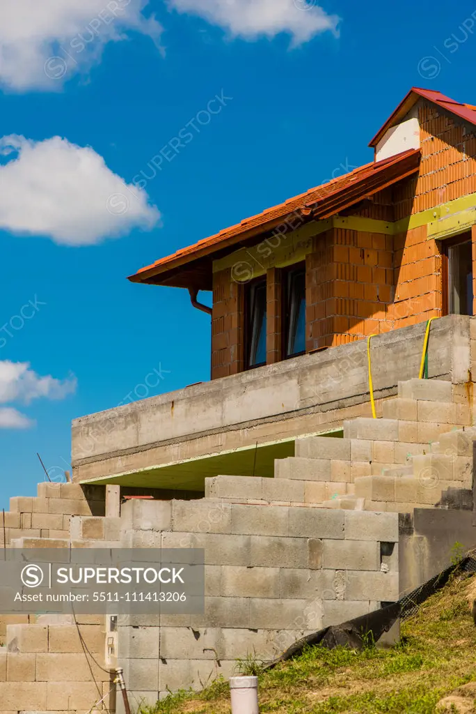 Construction of family house, Hausbau auf Grí¼ner Wiese, Pannonhalma, Hungary, Western Hungary