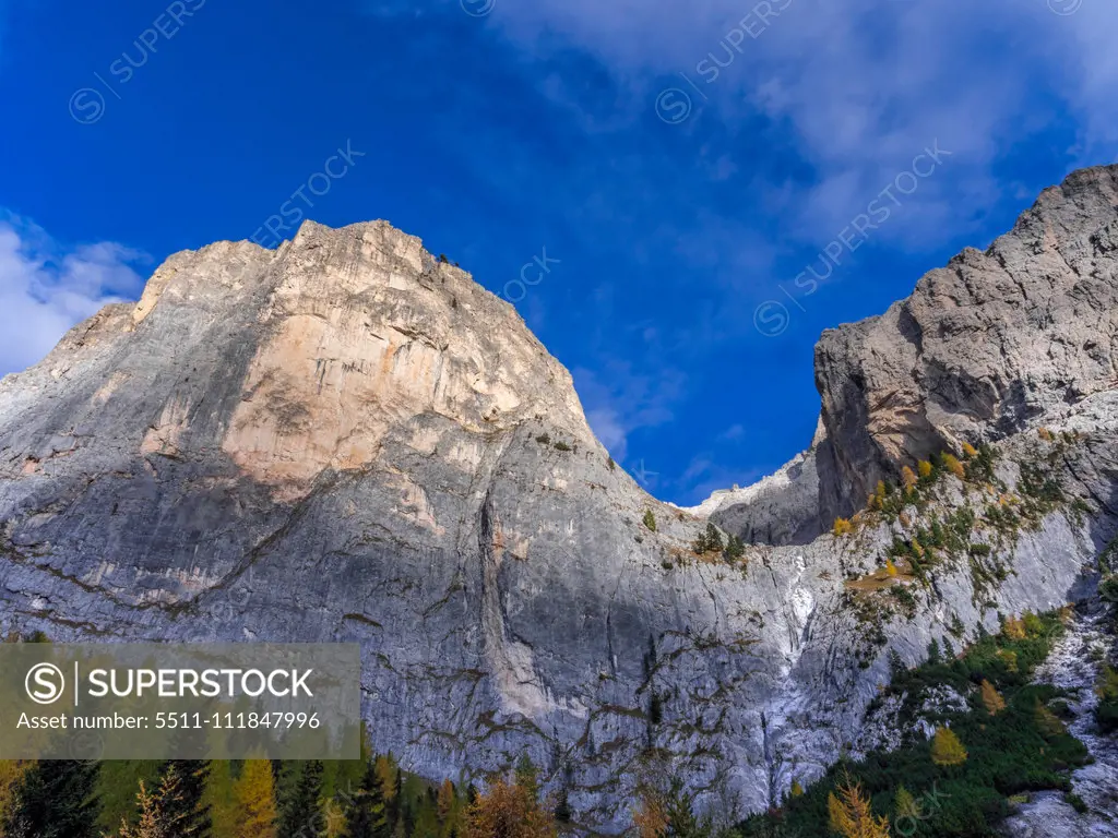 Berglandschaft am Sellajoch, Dolomiten, Südtirol, Italien, Europa;Dolomites, Sella Pass South Tyrol, Italy