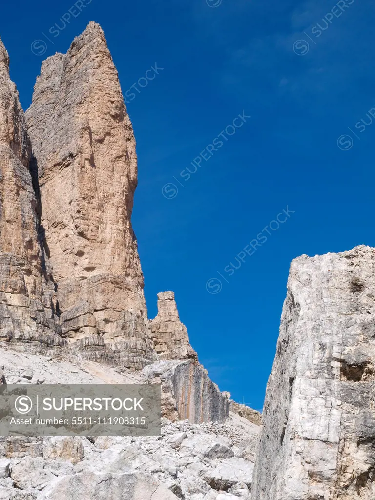 The Tre Cime, Dolomites, South Tyrol, Italy, Die Drei Zinnen;The Tre Cime, Dolomites, South Tyrol, Italy