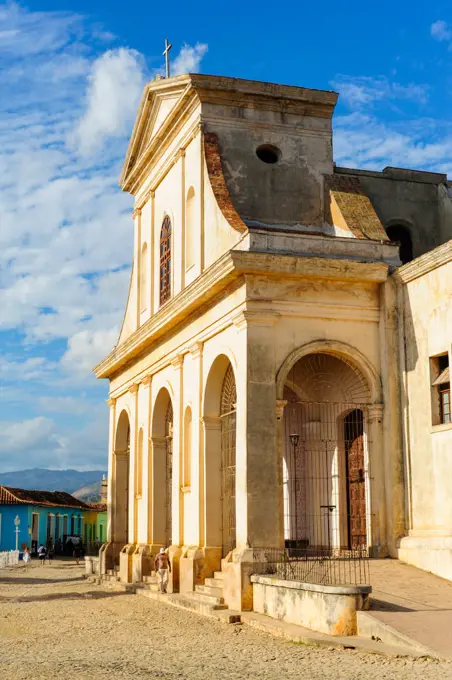 Cuba, Trinidad, Plaza Mayor, Iglesia de la Santisima Trinidad, Sancti Spiritus