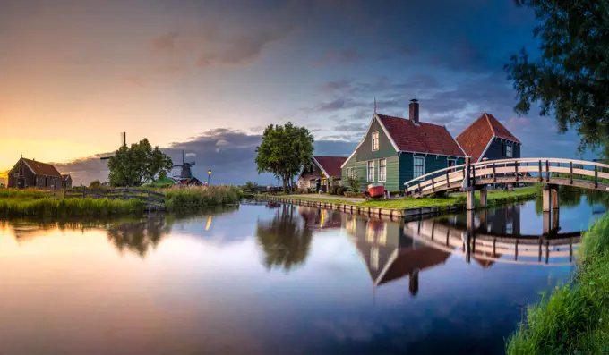 Traditional Wooden Haus, Zaanse Schans, Zaandam, Netehrlands