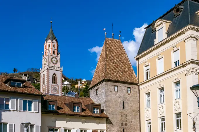 Sandplatz in der Meraner Altstadt, Meran, Südtirol, Italien, Europa;Meran, Südtirol, Italien