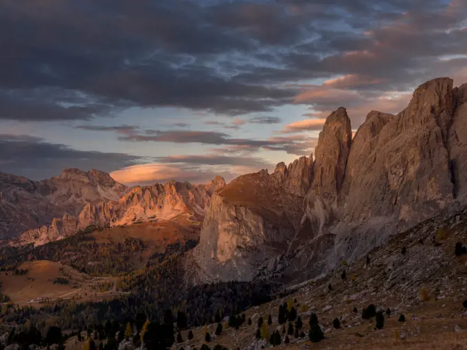 Blick vom Sellajoch Richtung Grödnerjoch, Südtirol, Italien, Europa;Dolomites, Sella Pass South Tyrol, Italy