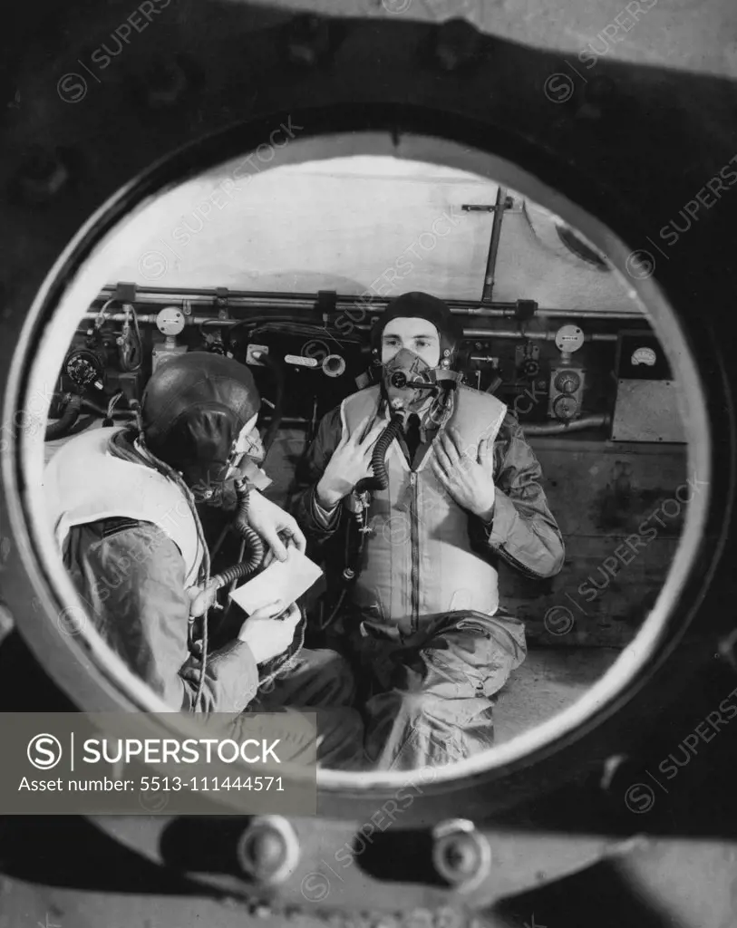 Pilots In Chamber. December 20, 1950. (Photo by Paul Popper Ltd.).