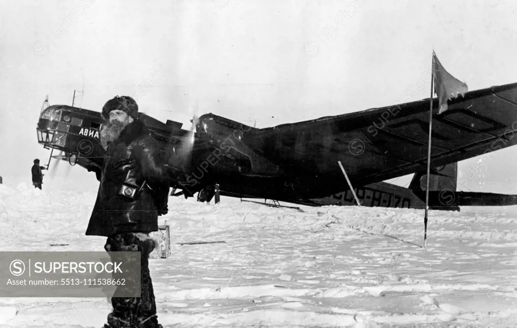 The head of the Polar air expedition, academician Otto J. Schmidt. Photo taken at the North Pole. June 1, 1937. (Photo by Soyuzphoto).