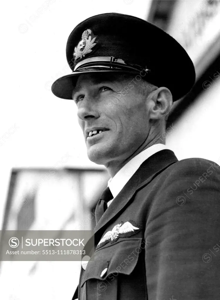 Captain H. F. Baker, Pilot of the airline Bengana. November 22, 1937.