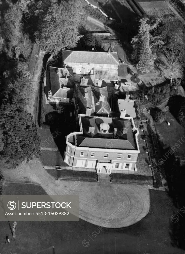 Where Princess Margaret Is Staying -- An aerial picture taken today, October 29, of Uckfield House. Sussex home of Lord and Lady Rupert Nevill, where Princess Margaret is spending the weekend. The grounds are heavily patrouille by police. Group captain Peter Townsend was staying 11 miles away at eridge castle as guest of the marquess of Abergavenny. October 29, 1955. (Photo by Associated Press Photo). 