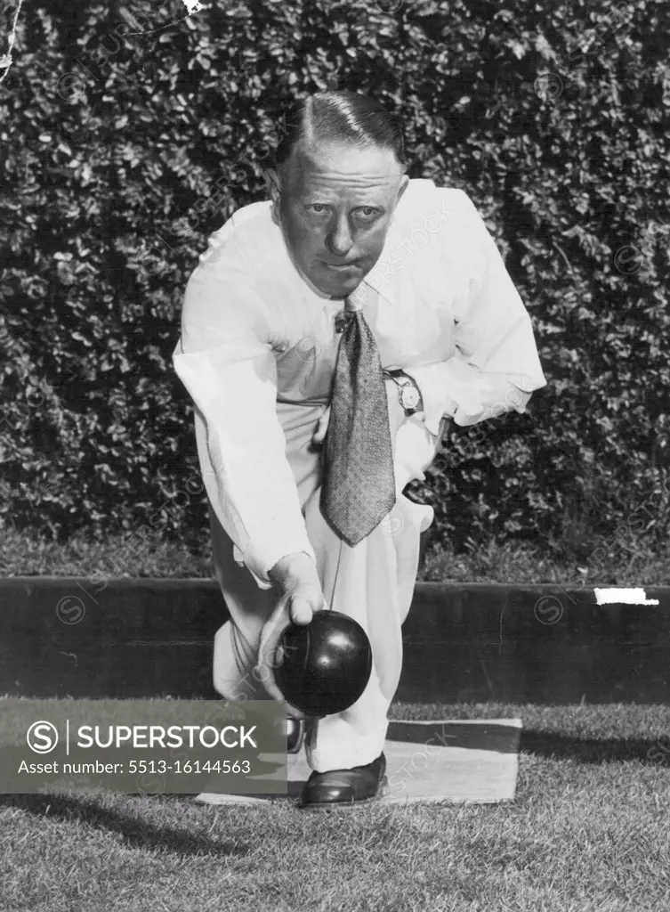 Bowling across the feet is a fault with the player who neglects to face up squarely to the desired green. This causes him to step out with his left foot turned away from the green to be taken, forcing him to swing the bowl across his feet in an attempt to gain directian. January 09, 1953.