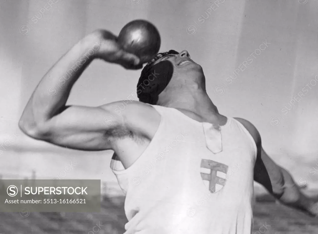 L.C. Ariotti (Sydney) winning the shot putt at the 30th Australian Inter University Championships, Brisbane May 24. May 26,1939.