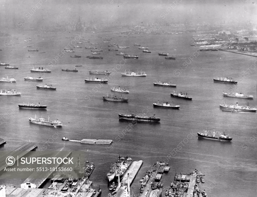 Idled By Maritime Strike.Ships lie Idle in New York City's Upper Bay, September 11, as the Maritime Strike continues. A Tug (Foreground) Hauls Barges. Tugboat men, out since Sept. 7 in a Sympathy Strike Becan Sept. 11 to move essential supplies for the city, Mostly coal and fuel oil for Utility companies. The Wage Stabilization board has refused to back down on its Veto of seamen's pay increases despite the AFL maritime strike and a CIO Walkout threatened for Friday, Sept.13. November 9, 1946. (Photo by Associated Press Photo).