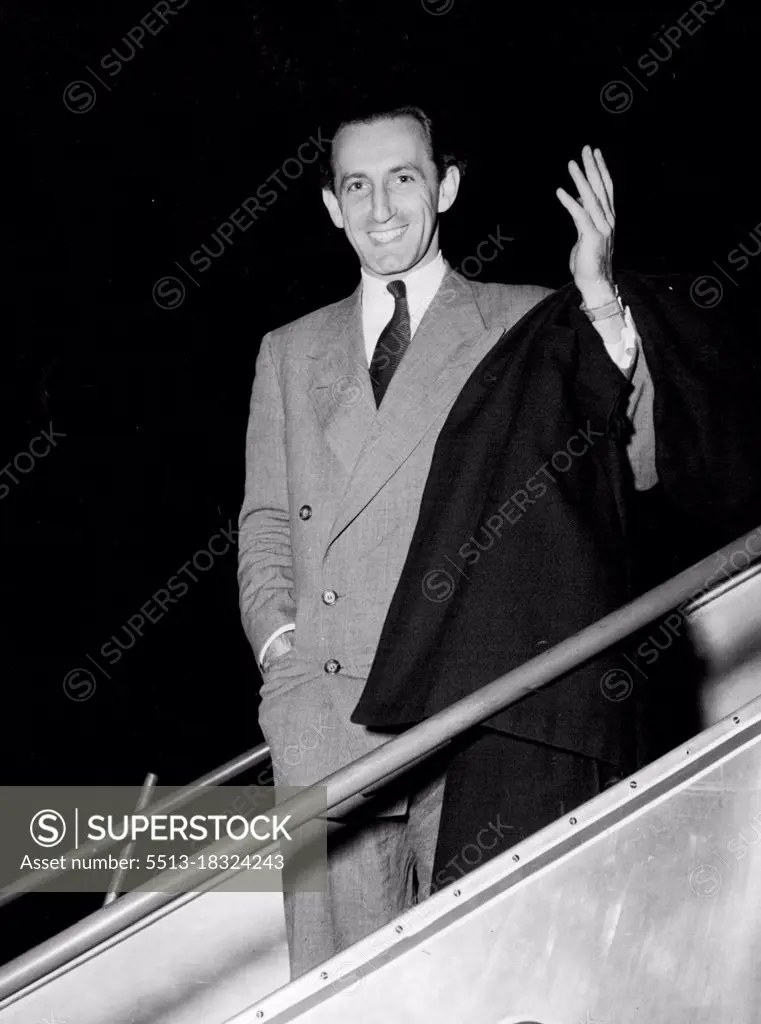 Gyorgy Sandor - Hungarian born pianist who arrived in Sydney last night, by BCPA for a concert tour for the ABC. He will open his Australian Season in Melbourne on July22, & his Sydney Season on Aug 22, when he will be Soloist  with the Sydney Symphony Orchestra under direction of BBC conductor, Charles *****. July 18, 1950. (Photo by Norman L. Danvers).