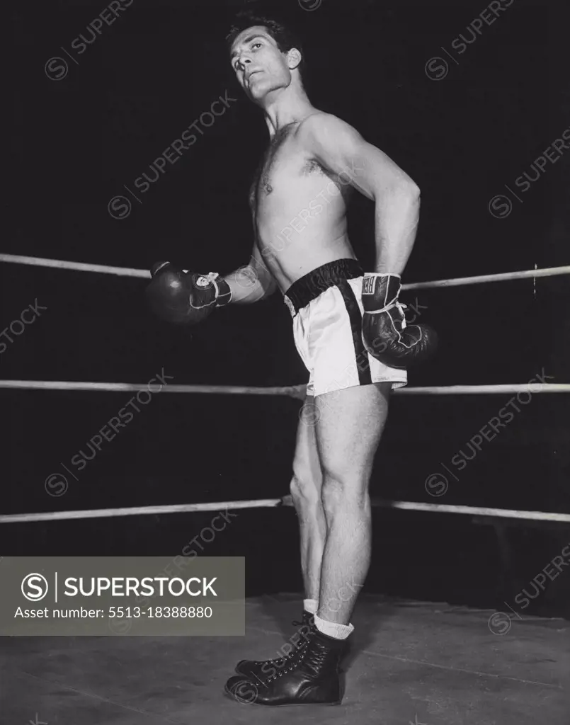 Sport - Boxing. November 04, 1952. (Photo by G. K. Austin).