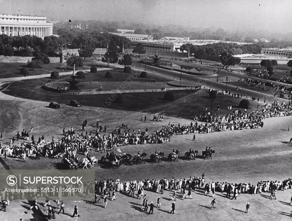 India Celebrates Republic Day - The scene in Delhi as the President Dr. Rajendra, drove from Rashtrapath Bhavan (Government House) to the saluting base. On January 26th. Republic Day was celebrated in India and the occasion was marked by a grand military parade in Delhi with units of all three services participating. February 02, 1952. (Photo by Paul Popper Ltd.).