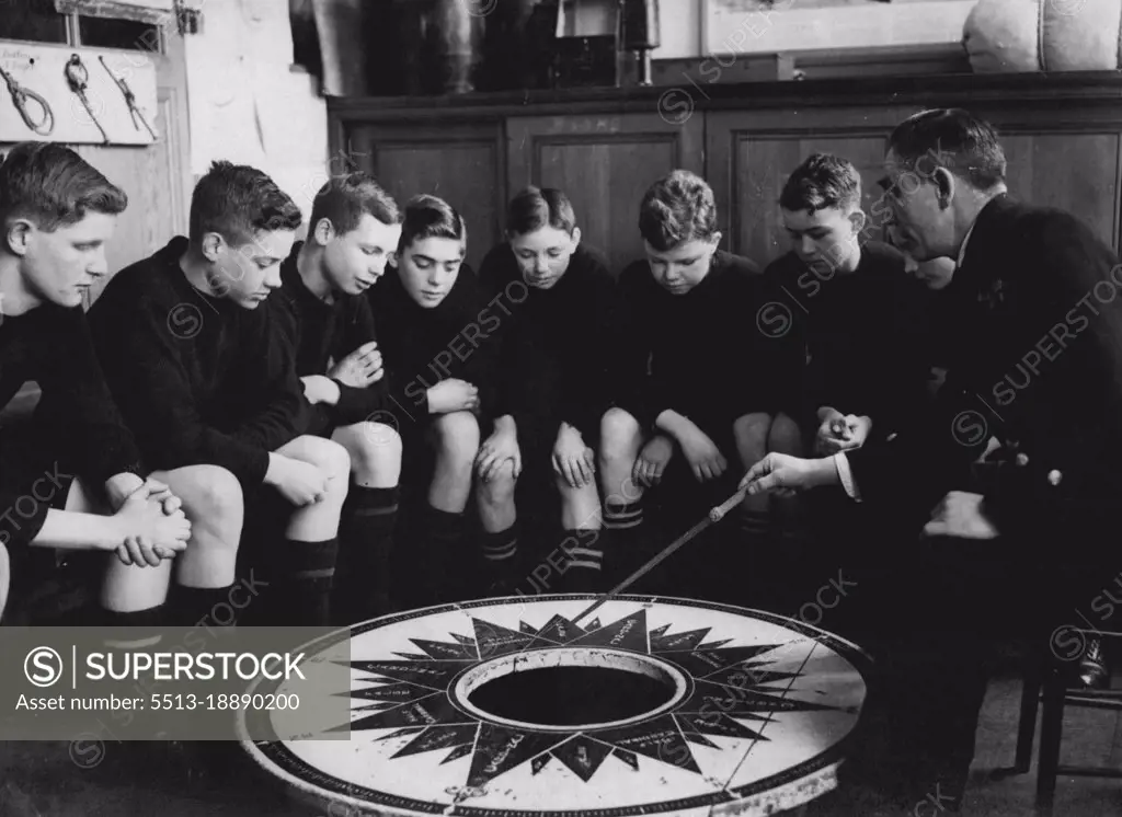 The Royal hospital school Holbrook, Suffolk, where sons of naval ratings and P.O.s are educated and trained to enter H.M Navy.'The Compass' in the seamanship class. April 16, 1940. (Photo by Sport & General Press Agency Limited).