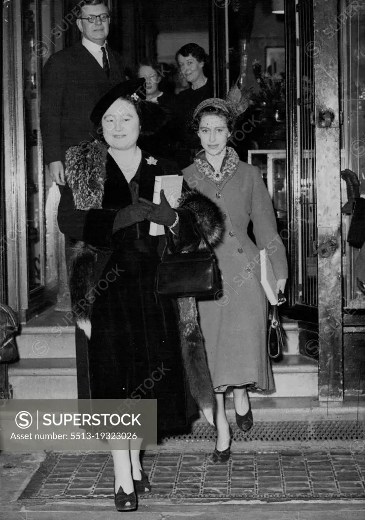 Queen Mother Goes Christmas ShoppingQueen Elizabeth the Queen Mother and Princess Margaret went Christmas shopping in London To-Day.The Queen Mother and The Princess are pictured here coming out of an Antique shop where they bought some presents. December 04, 1952. (Photo by Paul Popper, Paul Popper Ltd.).