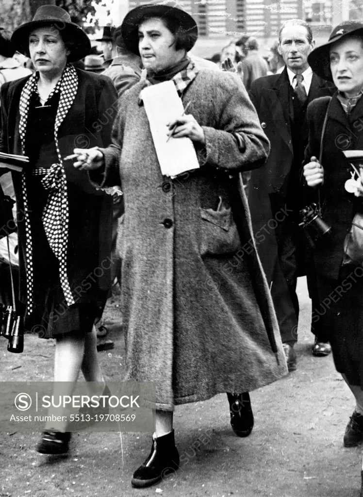 Lady Dorothy Paget. June 01, 1948. (Photo by Sport & General Press Agency Limited.).