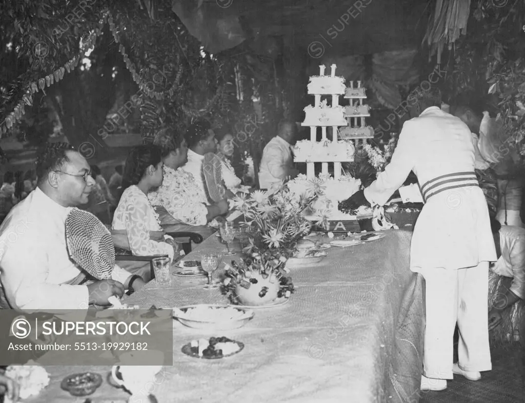 Tongan Royal Wedding from left are the Crown Prince his bride Halaevalu Mata'aho,queen Salote prince Fatafehi and his bride. June 25, 1947.