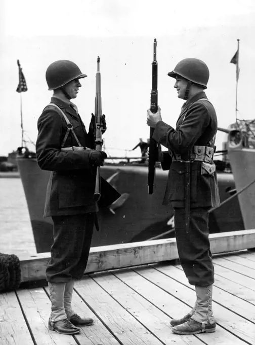 American Troops Marines in Ireland. October 5, 1942.