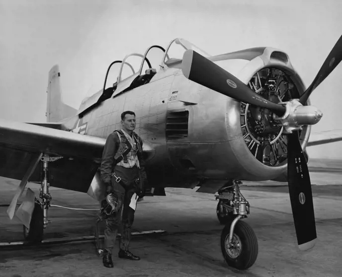 Aviation 1067 - North American T28B. August 14, 1953.