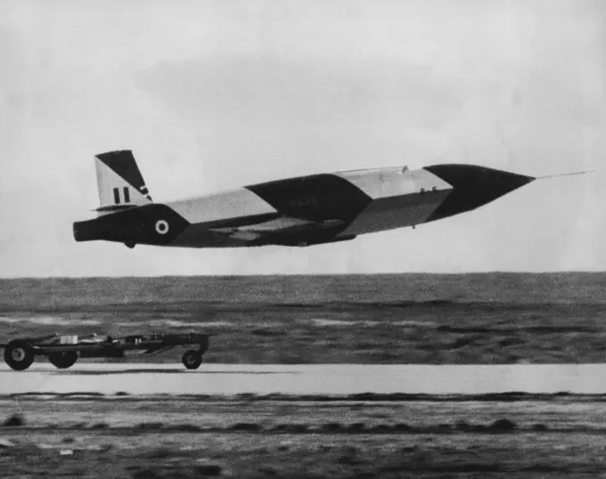 "Jindivik Mark I just after release from the take-off trolley". Jindivik leaves its take off trolley at Woomera. April 23, 1953.