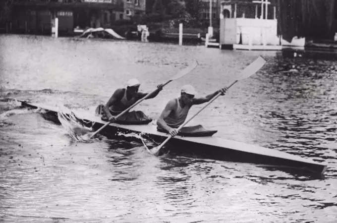 Olympic Games: Sweden wins the 10,000 metres Kayak Pairs at Henley.G. Kerlund and H. Wetterstroem, of Sweden, were the winners of the 10,000 metres Kayak pairs event at the Henley Olympic Regatta, The Swedish pair winning. August 11, 1948. (Photo by Sport & General Press Agency, Limited).