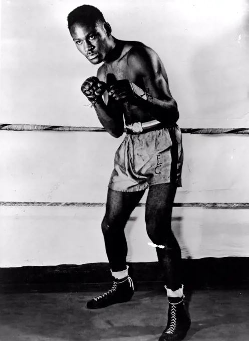 American Boxers:Ezzard CharlesFormer Heavyweight Boxing Champion of the World. March 27, 1954. (Photo by Camera Press).