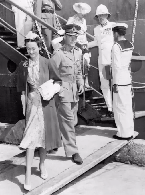 Duke & Duchess Of Windsor Scenes 1940-41. October 10, 1940. (Photo by The Associated Press)