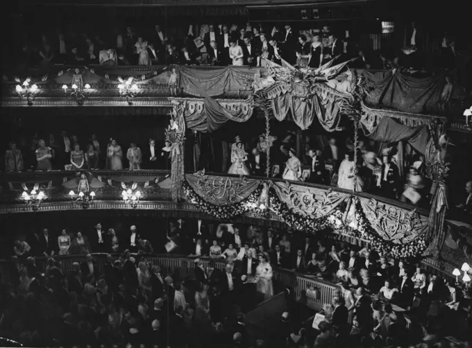 Covent Garden - Opera House. March 10, 1950. (Photo by Daily Mail Contract Picture).