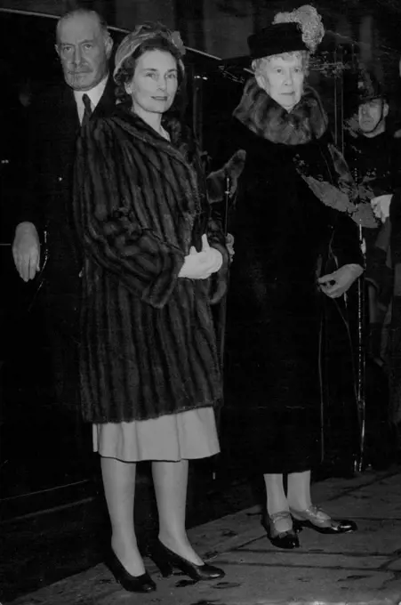 The Royal Playgoers -- Queen Mary and the Duchess of Gloucester arriving at the Piccadilly ***** this afternoon. H.M. Queen Mary and the Duchess of Gloucester saw the ***** Hay-Stephen King-Hall naval comedy "Off the Record" at the Piccadilly Theatre this afternoon. Since the end of the war, has been become an enthusiastic playgoer, visiting not only London's fahionable West End theatres to see the stars, but also attending performances of new plays by less well-known playwringhts at London's "little" theatres. February 26, 1948.