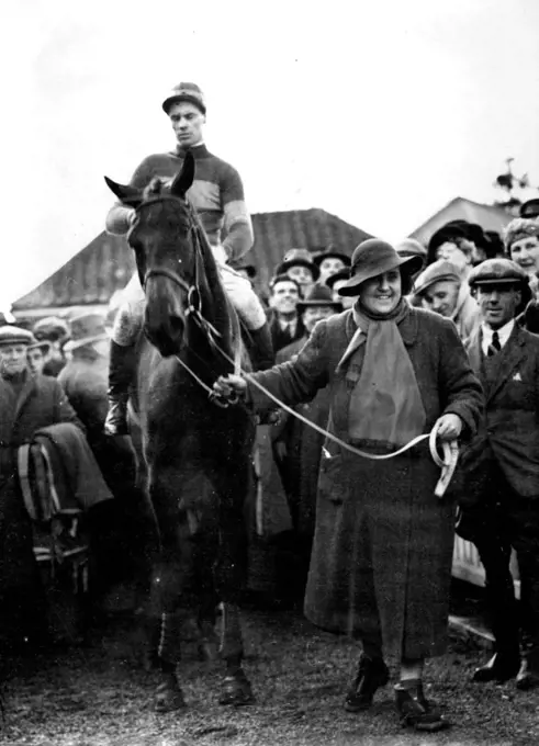 Racing At Cheltenham. Gold Cup Day - The Cheltenham Gold Cup. Miss D. Paget leads in her winner "Roman Hackle" (E. Williams up). March 20, 1940. (Photo by Sport & General Press Agency Limited.).