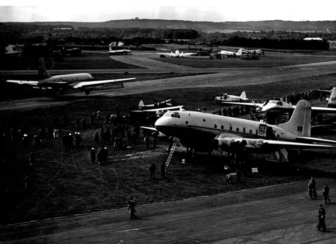 British Aircraft on Show to the World - The Tudor VIII, the first plane with four jet engines, is seen landing beside the assembled aircraft at Farnborough.The annual exhibition of the Society of British Aircraft Constructors, which opened yesterday at Farnborough Hampshire, introduced some of the latest British aircraft to the public and the world. September 08, 1948. (Photo by Fox Photos).
