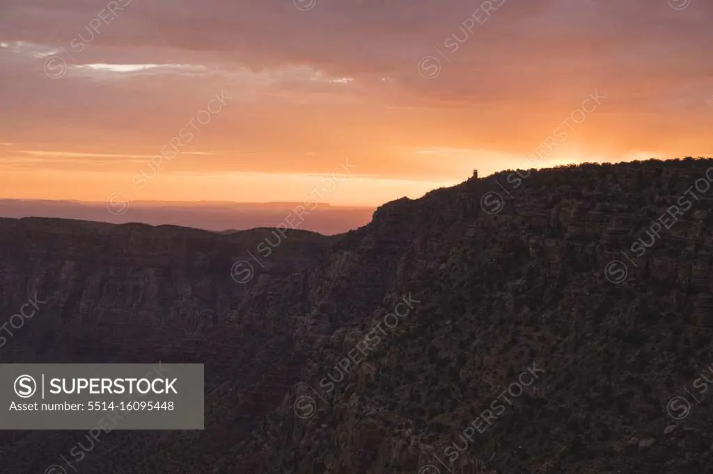 Sunrise in Grand Canyon from Hopi Poin tower