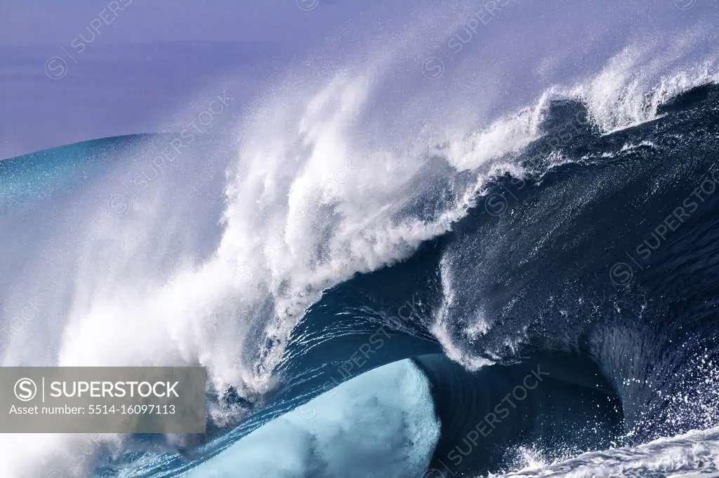 Heavy wave in Papeete Tahiti