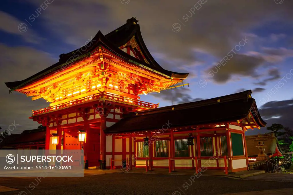 Fushimi Inari-Taisha Shrine - Over 1300 years Heritage Temple in Kyoto, Japan