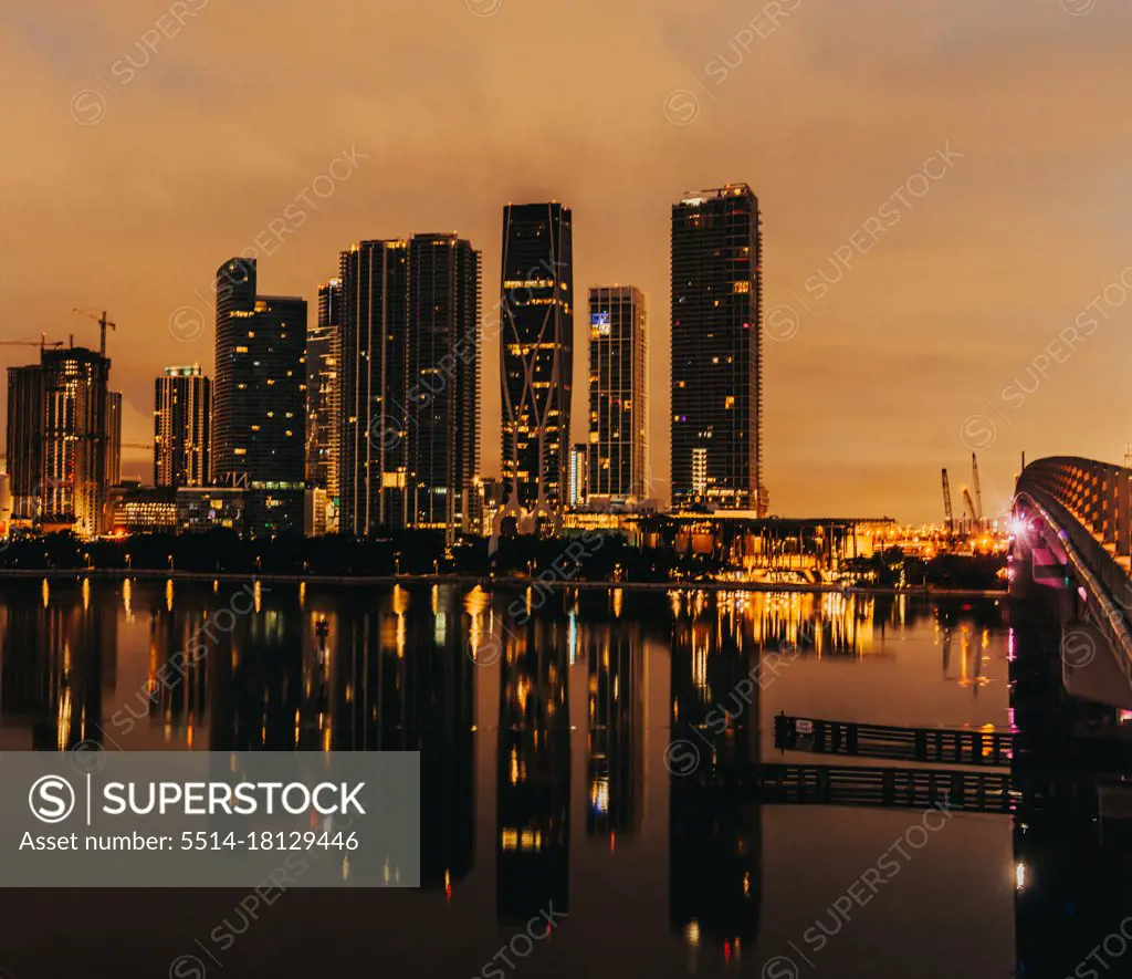 city miami buildings skyscrapers sea reflections water downtown florid