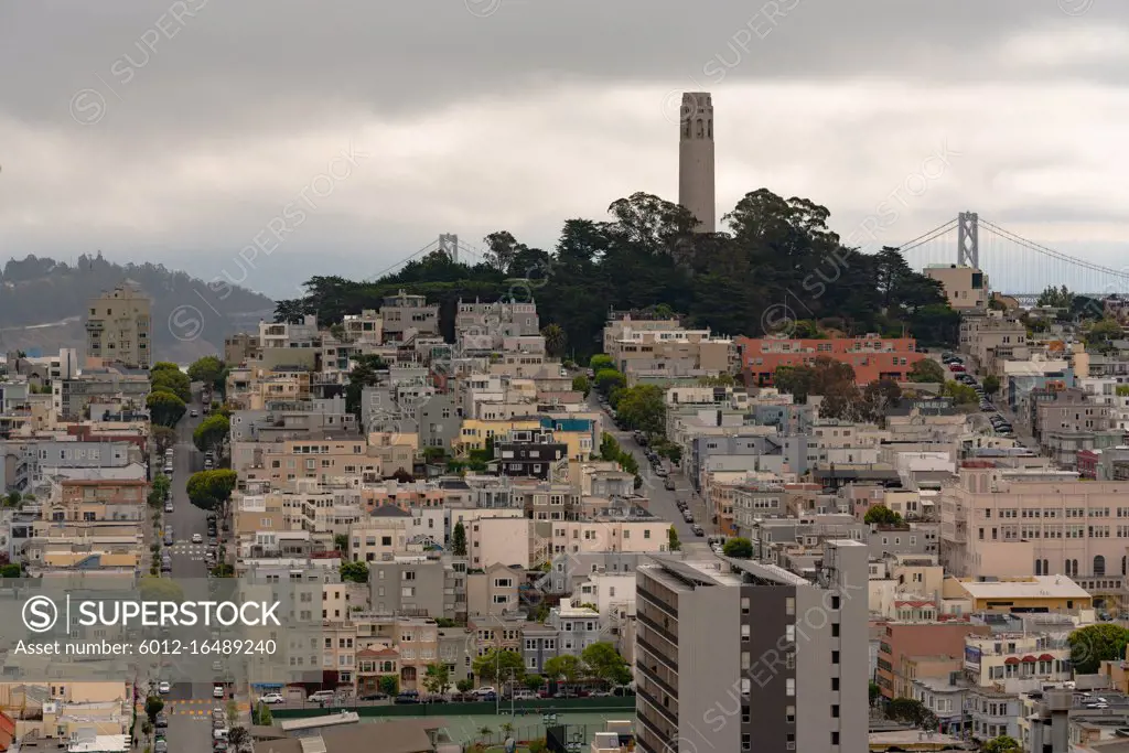 On Telegraph Hill is Pioneer Park where Coit Tower provides stunning 360 views of the bay and San Francisco 