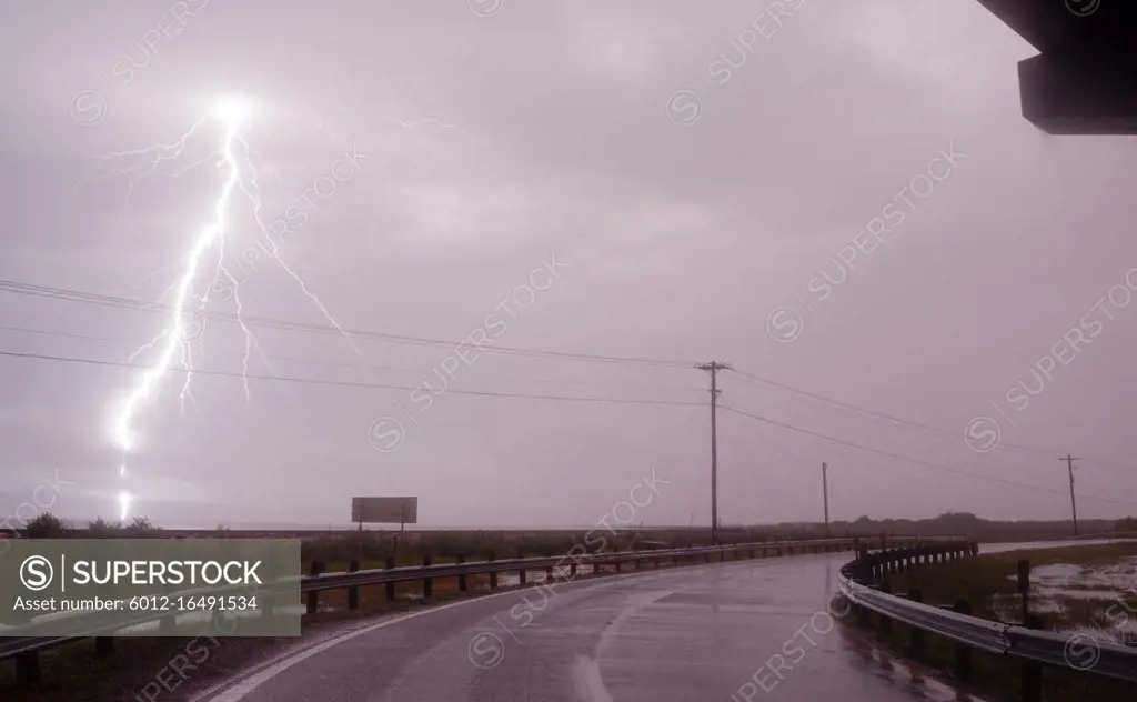 It begins to rain sideways as the eye gets close here on West Bay in Galveston