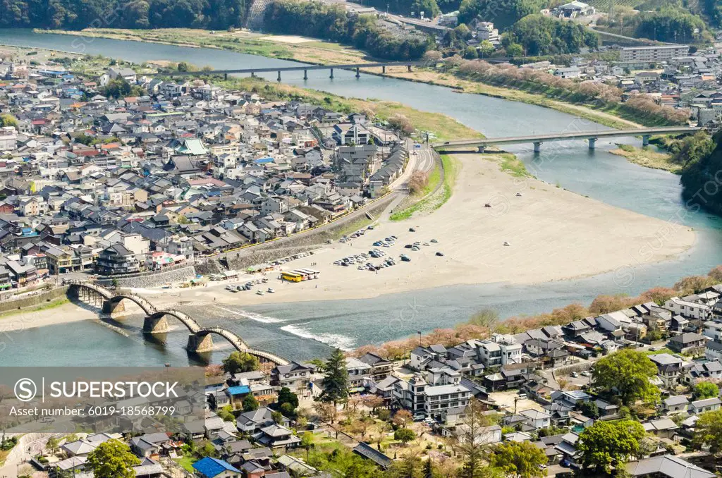 Kintai Bridge, and the Nishiki River seen from Iwakuni Castle