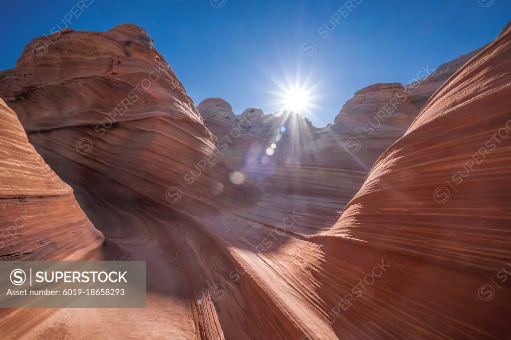 Scenic view of the wave at coyote buttes