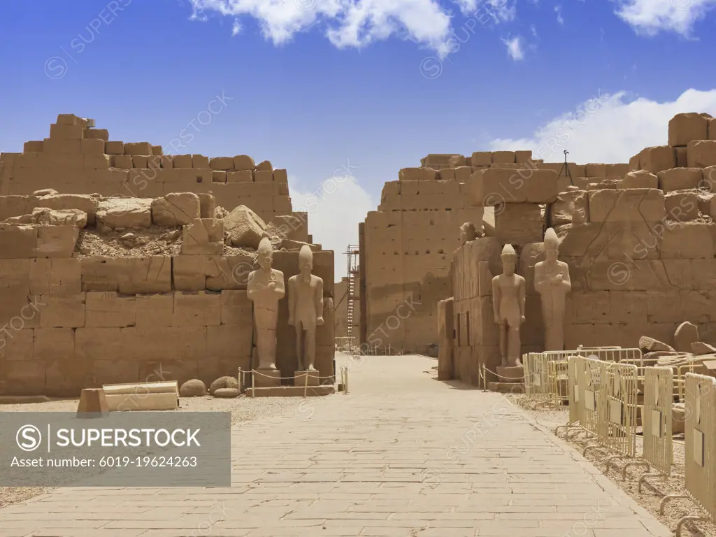 Karnak temple in luxor with its wonderful sculptures and antiquities