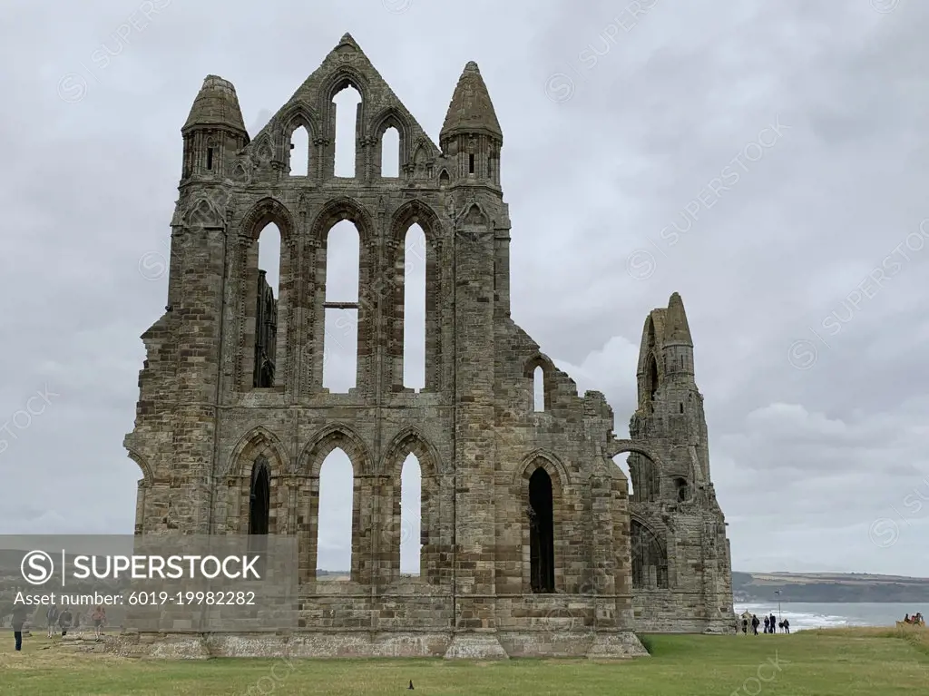 Whitby Abbey Faí§ade with People on Overcast Day