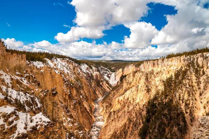 yellowstone falls at Yellowstone national park