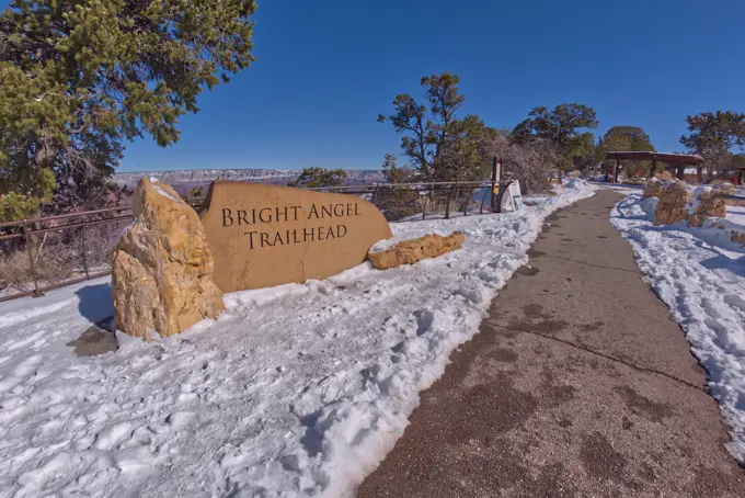 Bright Angel Trailhead at Grand Canyon