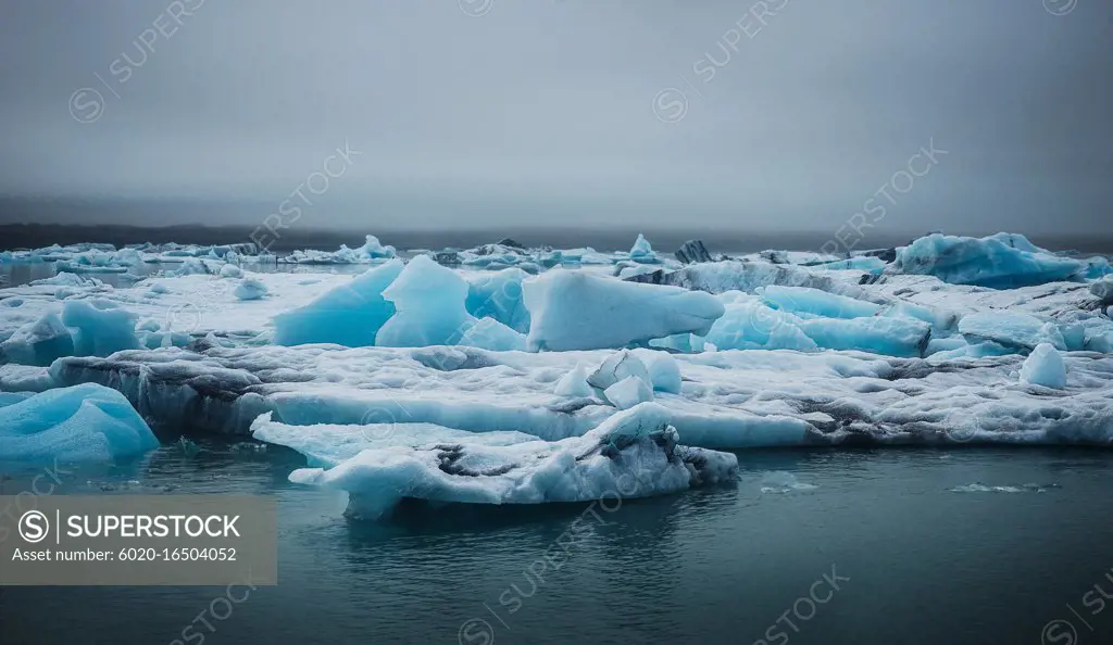 Ice burgs in glacier lagoon in jokulsarlon, jökulsarlon Iceland, Scandinavia, Europe